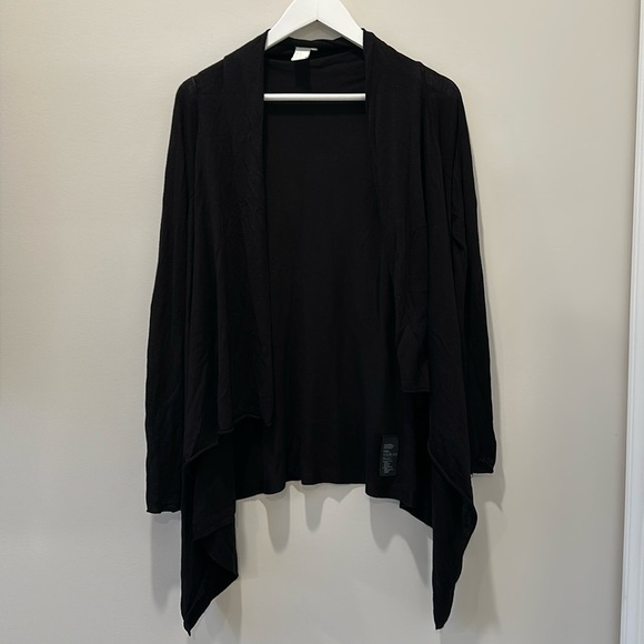 H&M Black Cardigan Drapey Waterfall Casual Cover Up Shawl Layers Jacket Boho - Picture 4 of 8